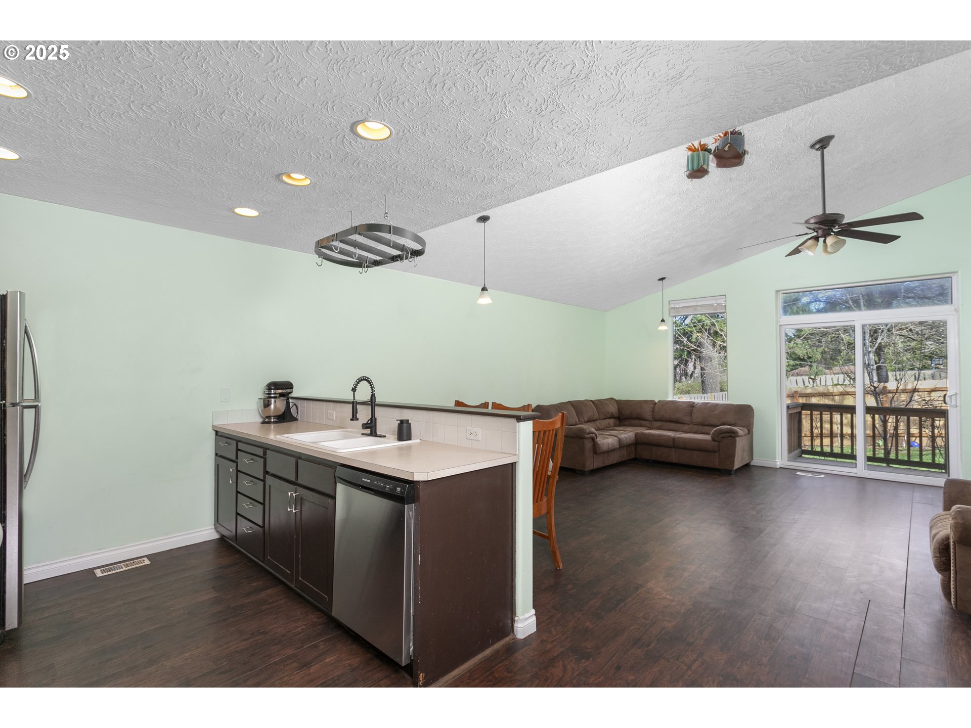 38909 Cascadia Village Drive Sandy, OR 97055 - Photo 12 of 34