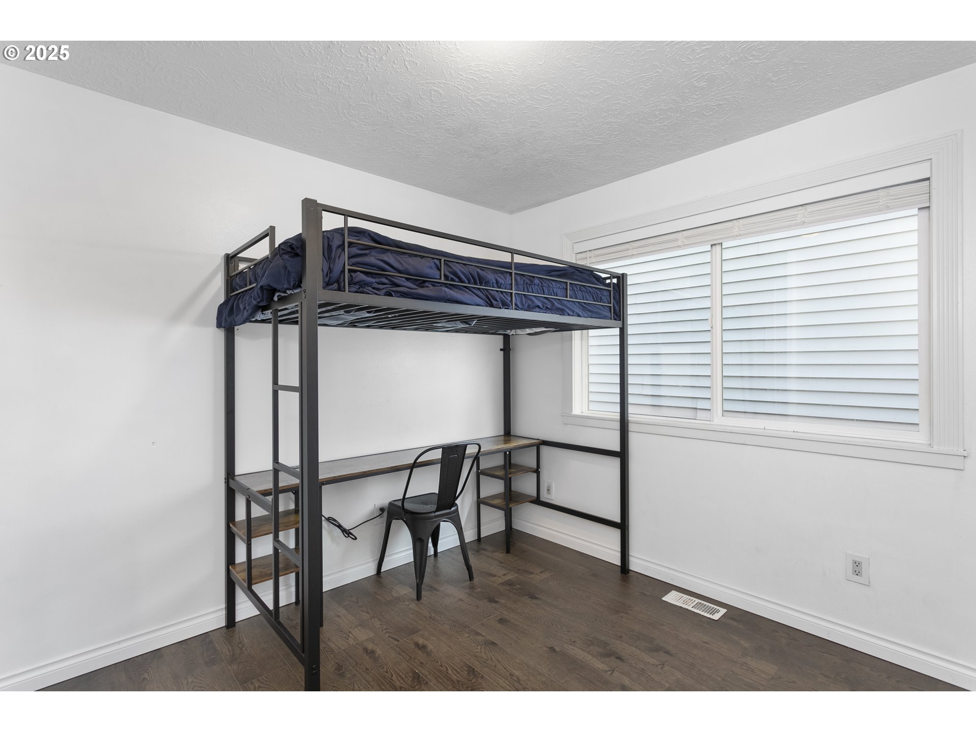 38909 Cascadia Village Drive Sandy, OR 97055 - Photo 19 of 34