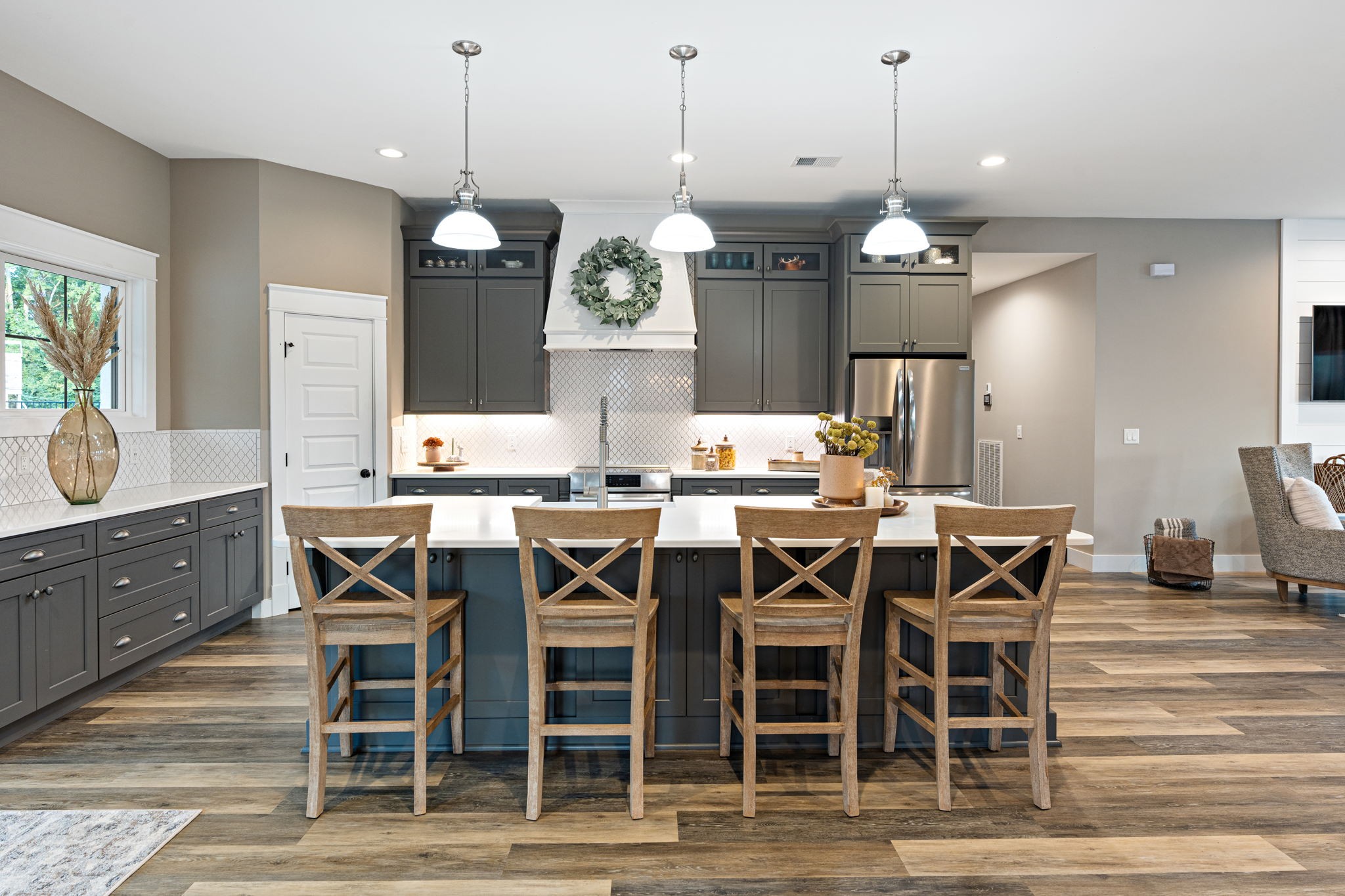 8518 Newtown Road Rockvale, TN 37153 - Photo 9 of 69 a large kitchen with a table and chairs