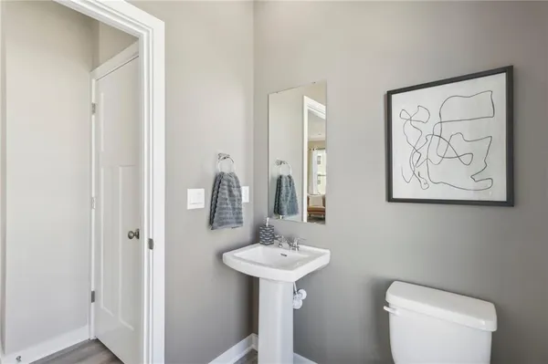 $412,990 | 141 River Rdg Drive, Moon Township, PA 15108