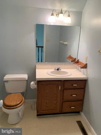 $282,000 | 305 Cooper Lane, McConnellsburg, PA 17233