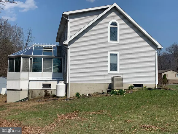 $282,000 | 305 Cooper Lane, McConnellsburg, PA 17233