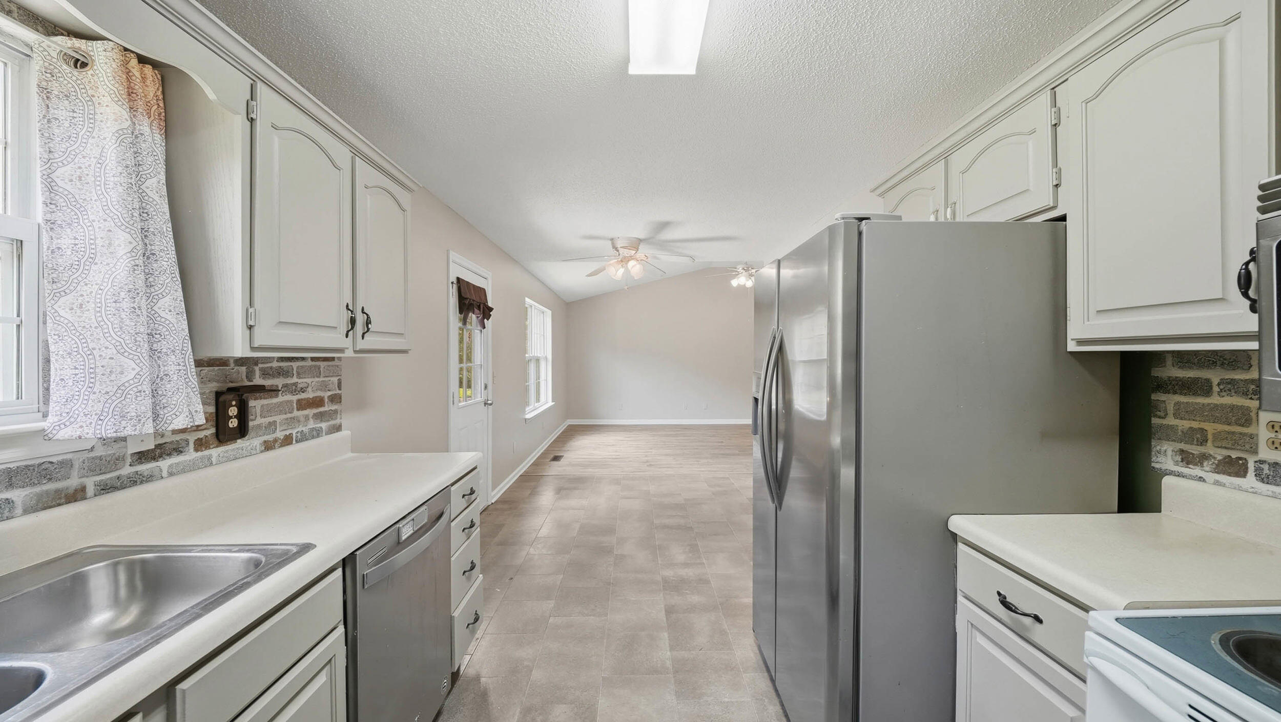 186 Rodeo Drive Rock Spring, GA 30739 - Photo 12 of 28 186 rodeo dr-14