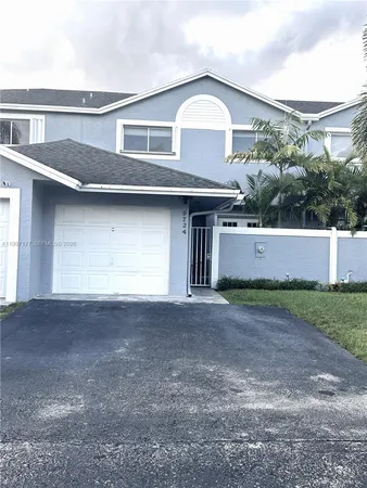 $3,350 | 9724 Southwest 142nd Place, Miami, FL 33186
