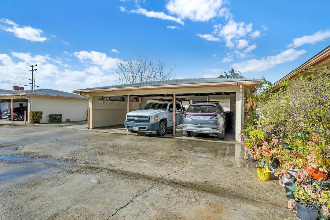 120 Trellis Lane Escondido, CA 92026 - Photo 3 of 7