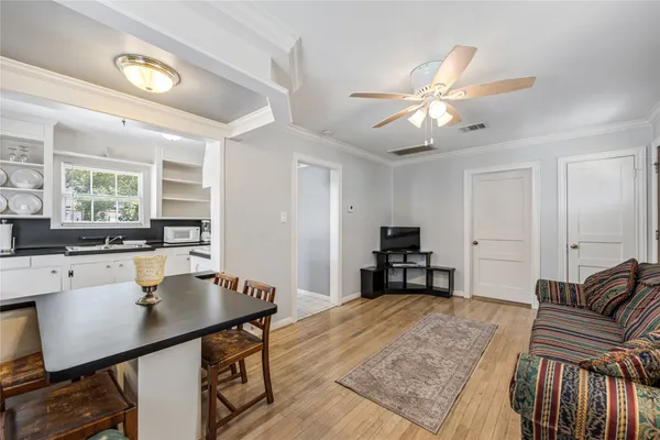 $1,250 | 1310 Reid Street, Unit B, Houston, TX 77022