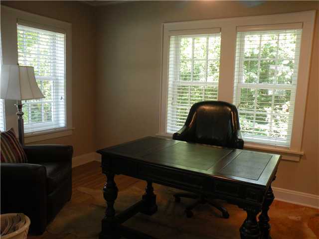 1925 Chelsea Road Upper Arlington, OH 43212 - Photo 3 of 18 Gallery Image 3