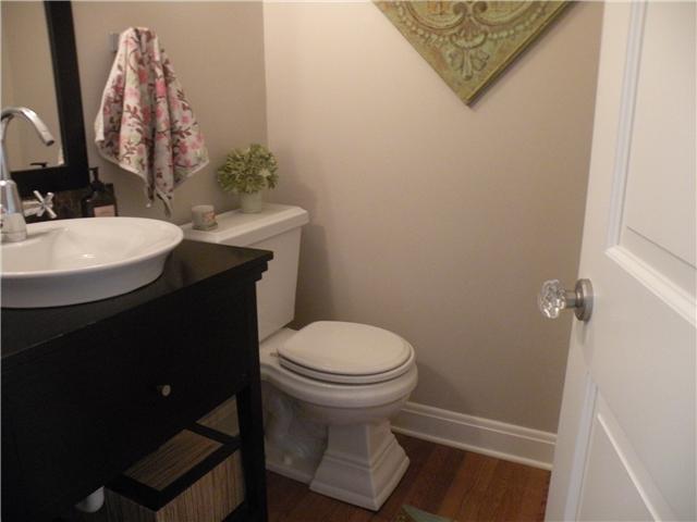 1925 Chelsea Road Upper Arlington, OH 43212 - Photo 8 of 18 Gallery Image 8
