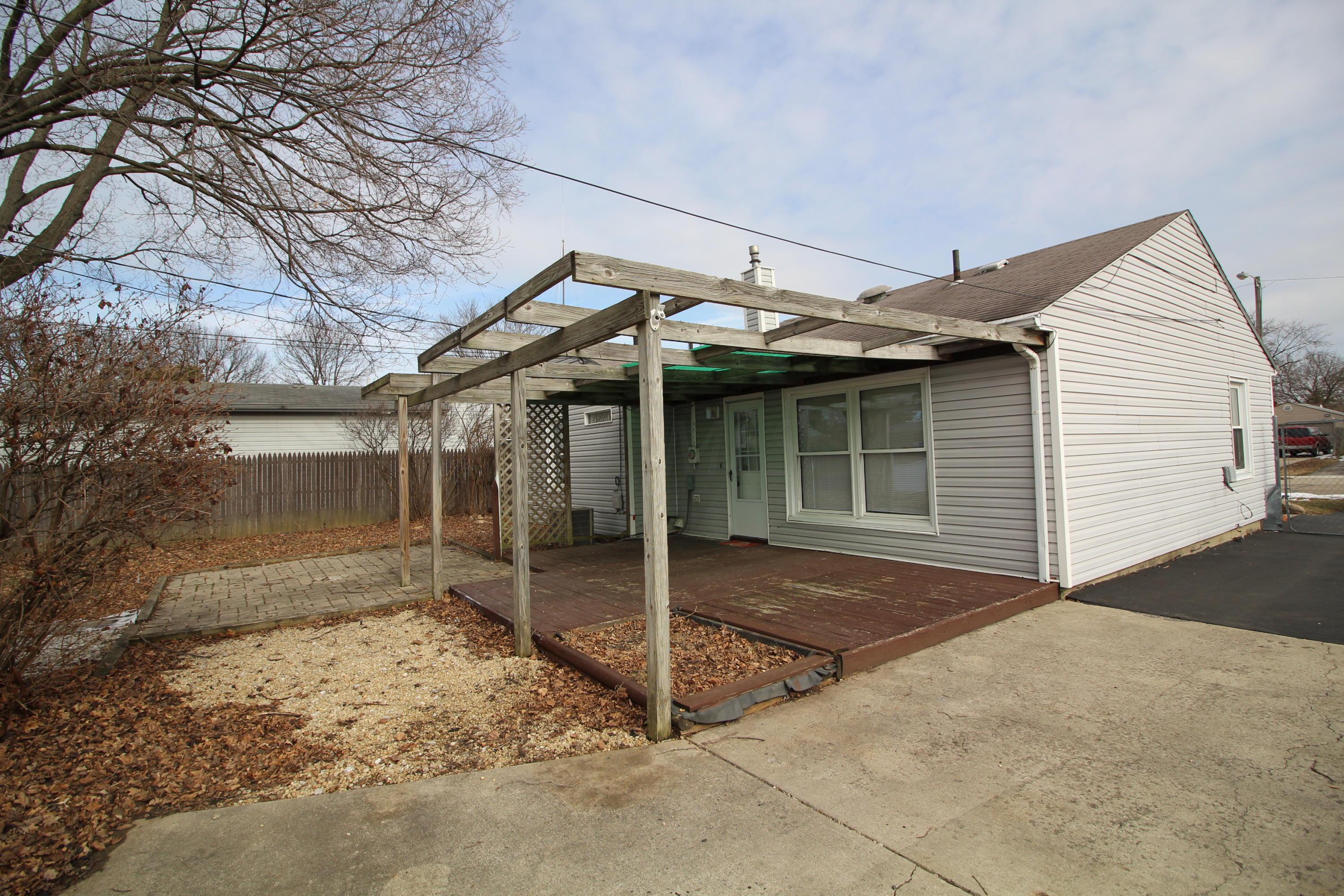 167 Deerfield Road Columbus, OH 43228 - Photo 12 of 15 Gallery Image 12