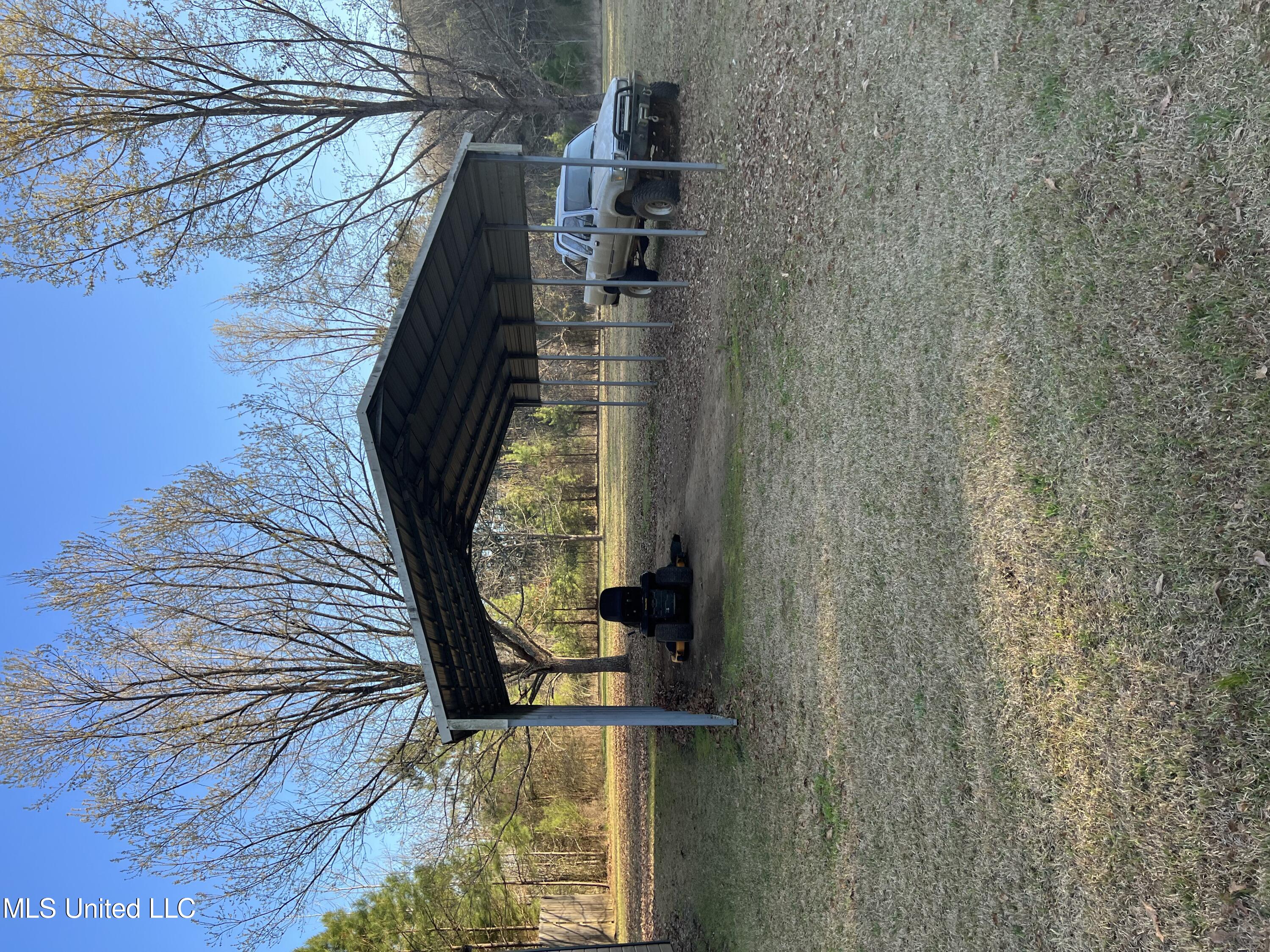 3028 East Gallman Road Crystal Springs, MS 39059 - Photo 3 of 5 CB91AB7F-D459-41EC-A015-AFCC4E413F5B