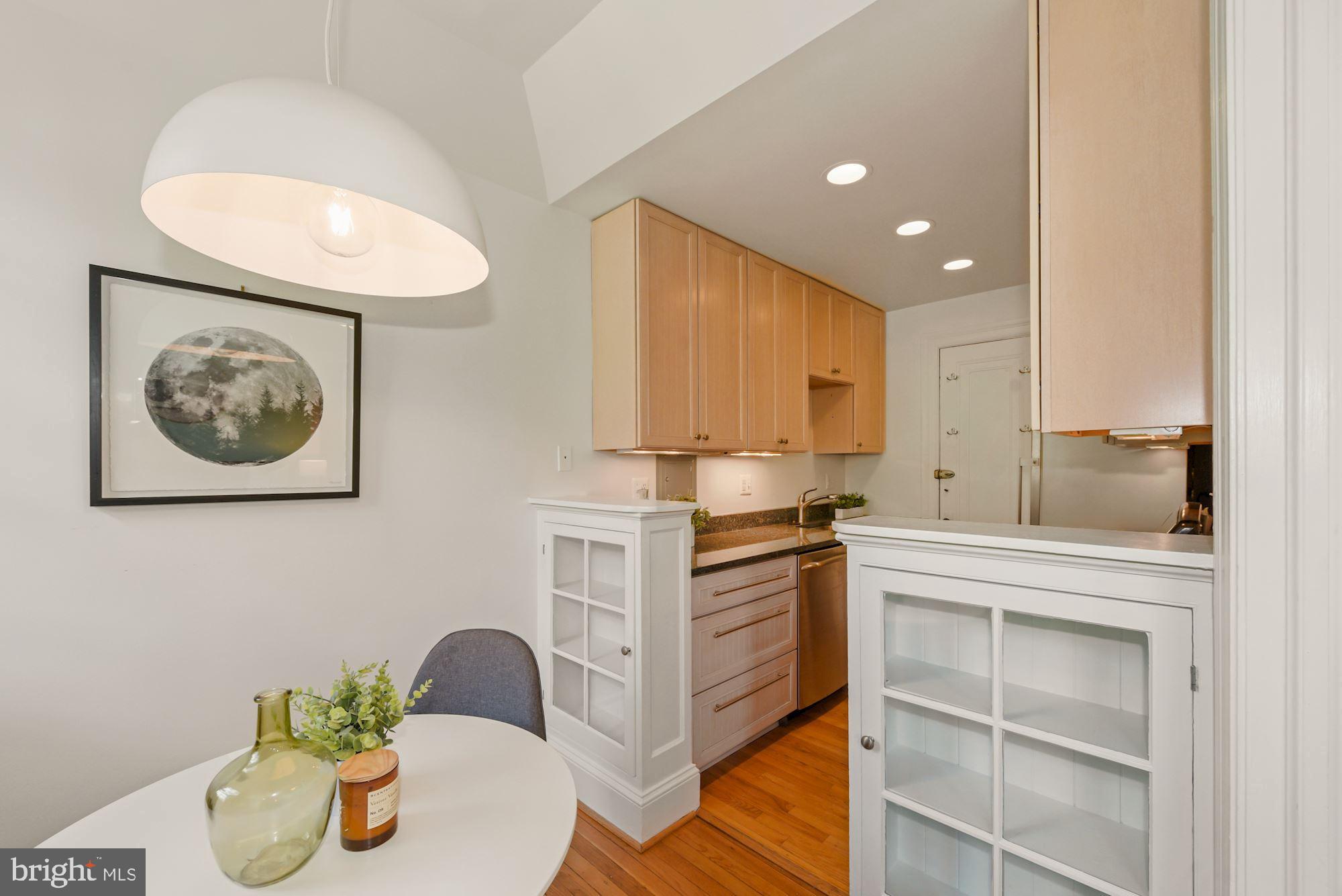 2707 Adams Mill Road Northwest, Unit 406 Washington, DC 20009 - Photo 11 of 27 Gallery Image 11