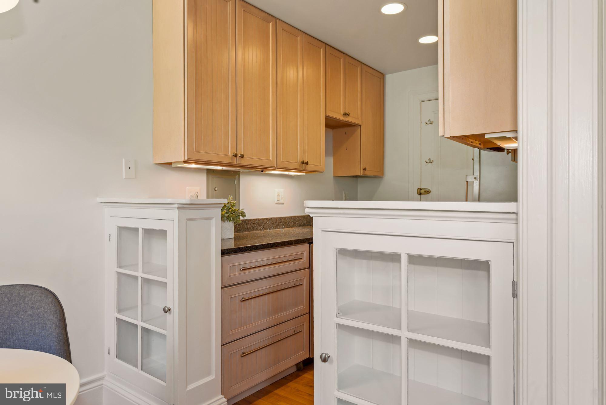 2707 Adams Mill Road Northwest, Unit 406 Washington, DC 20009 - Photo 12 of 27 Gallery Image 12