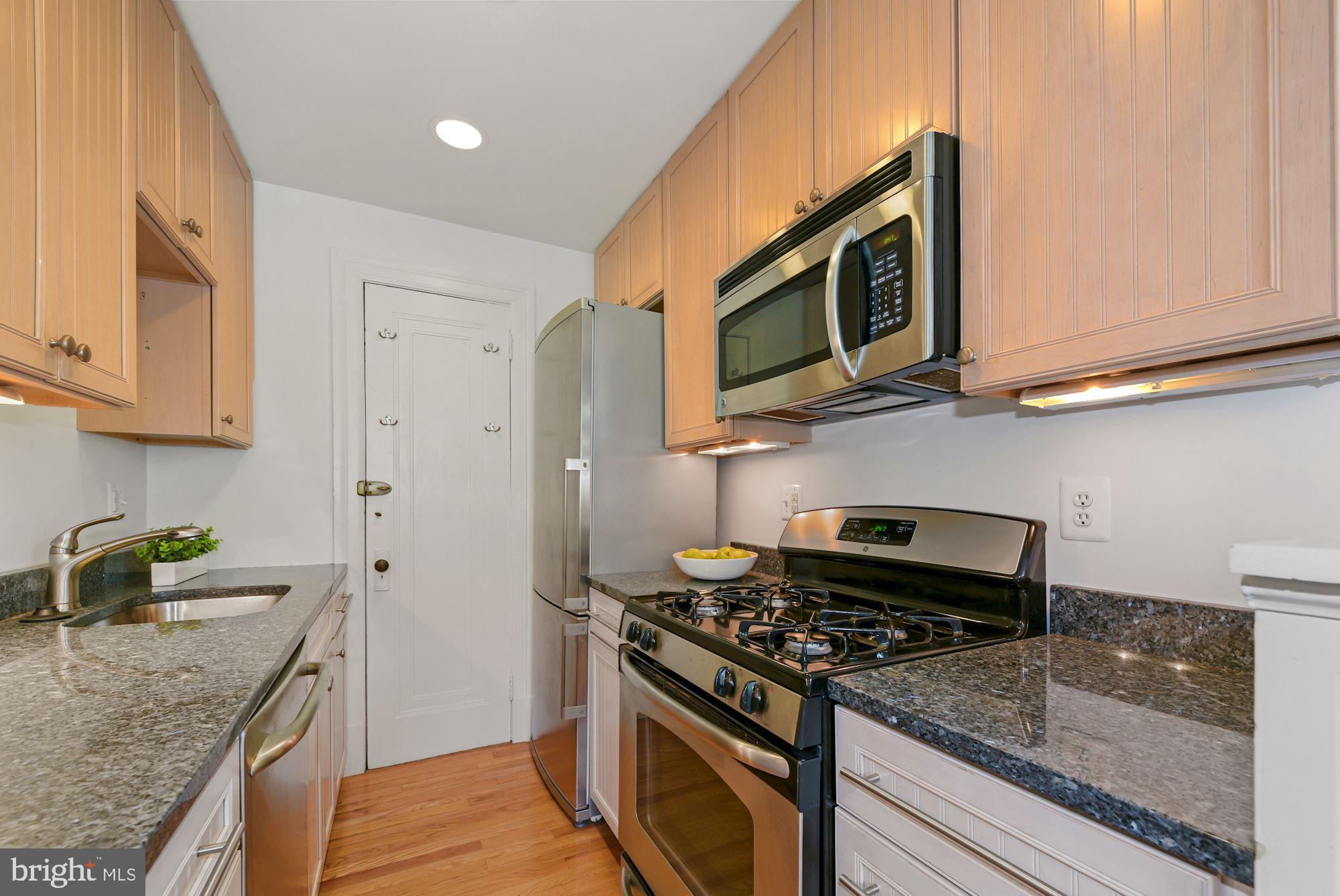 2707 Adams Mill Road Northwest, Unit 406 Washington, DC 20009 - Photo 14 of 27 Gallery Image 14
