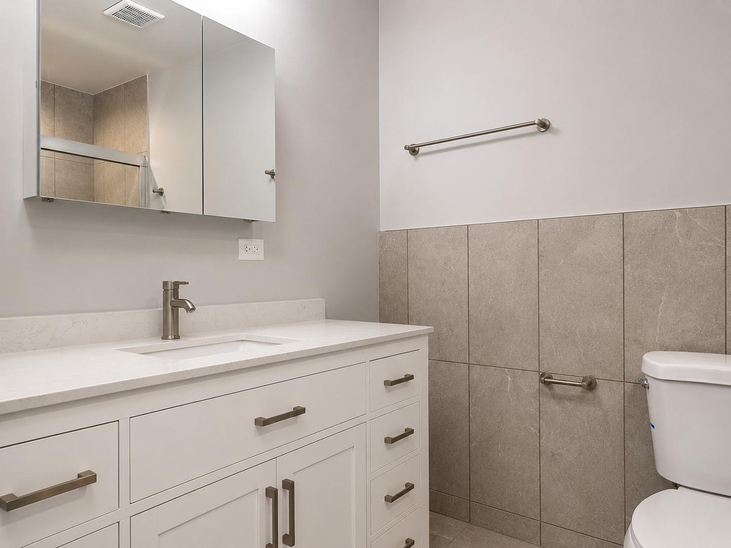 342 East Russell Street, Unit 2 Barrington, IL 60010 - Photo 5 of 10