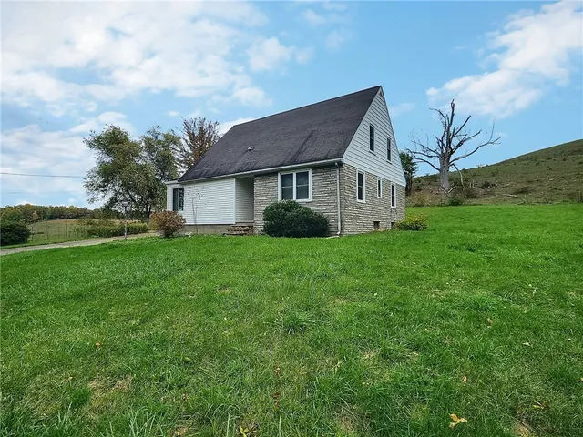 $279,900 | 7216 Beach Road, Throop, NY 13021