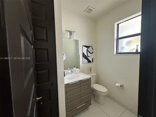 $3,800 | 15981 Northwest 91st Court, Miami Lakes, FL 33018