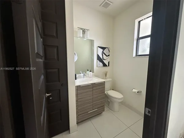 $3,800 | 15981 Northwest 91st Court, Miami Lakes, FL 33018