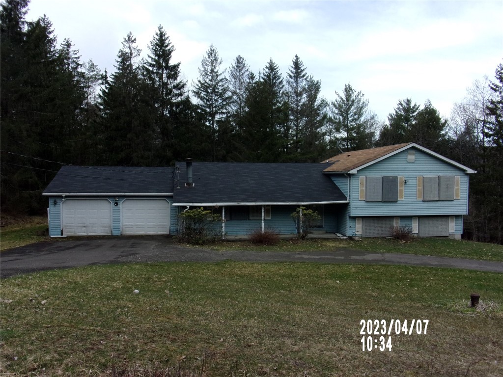 311 Brooks Road Binghamton, NY 13905 - Photo 1 of 32 Gallery Image 1