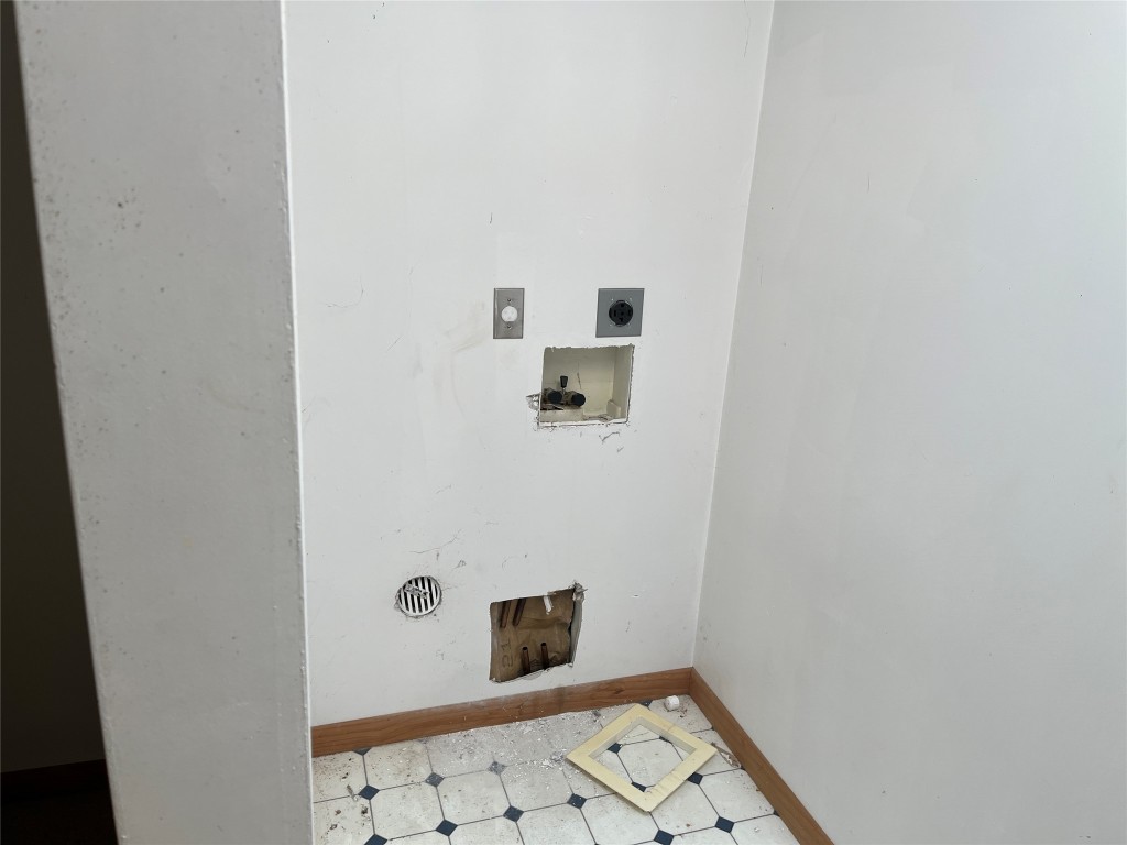 311 Brooks Road Binghamton, NY 13905 - Photo 24 of 32 Gallery Image 24