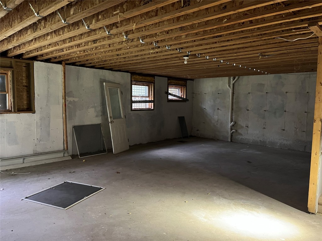 311 Brooks Road Binghamton, NY 13905 - Photo 31 of 32 Gallery Image 31