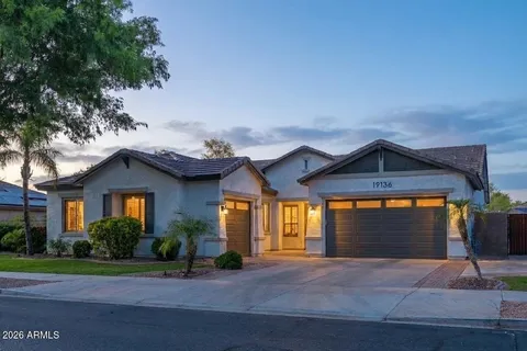 $775,000 | 19136 East Canary Way, Queen Creek, AZ 85142