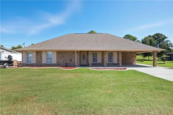 $348,000 | 13053 Highway 23, Belle Chasse, LA 70037