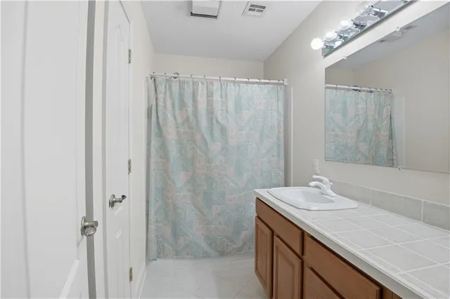 $348,000 | 13053 Highway 23, Belle Chasse, LA 70037