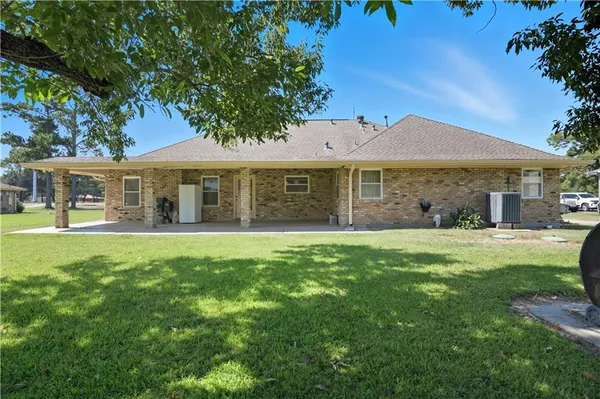 $348,000 | 13053 Highway 23, Belle Chasse, LA 70037