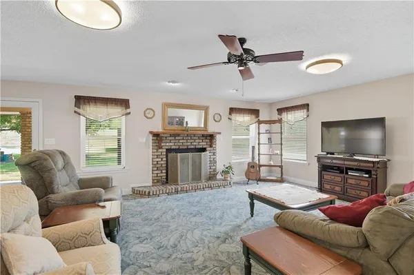 $348,000 | 13053 Highway 23, Belle Chasse, LA 70037