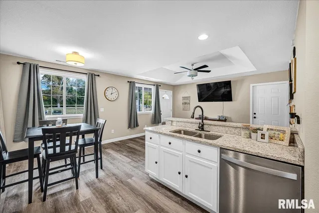 $117,000 | 3005 North Molleck Drive, Peoria, IL 61604