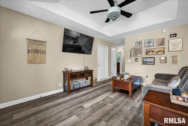 $117,000 | 3005 North Molleck Drive, Peoria, IL 61604