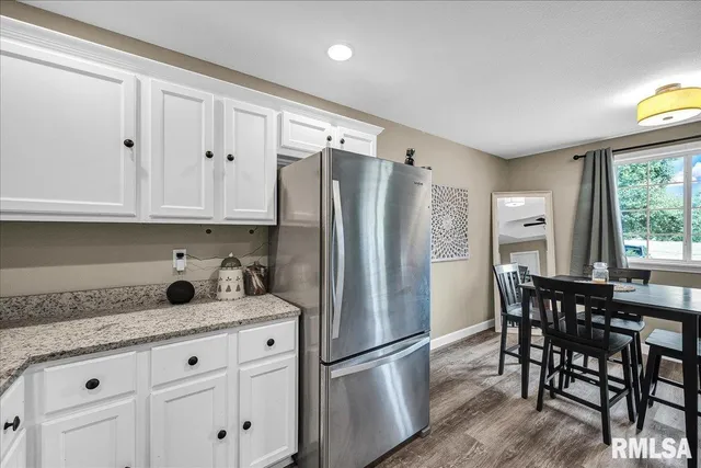 $117,000 | 3005 North Molleck Drive, Peoria, IL 61604