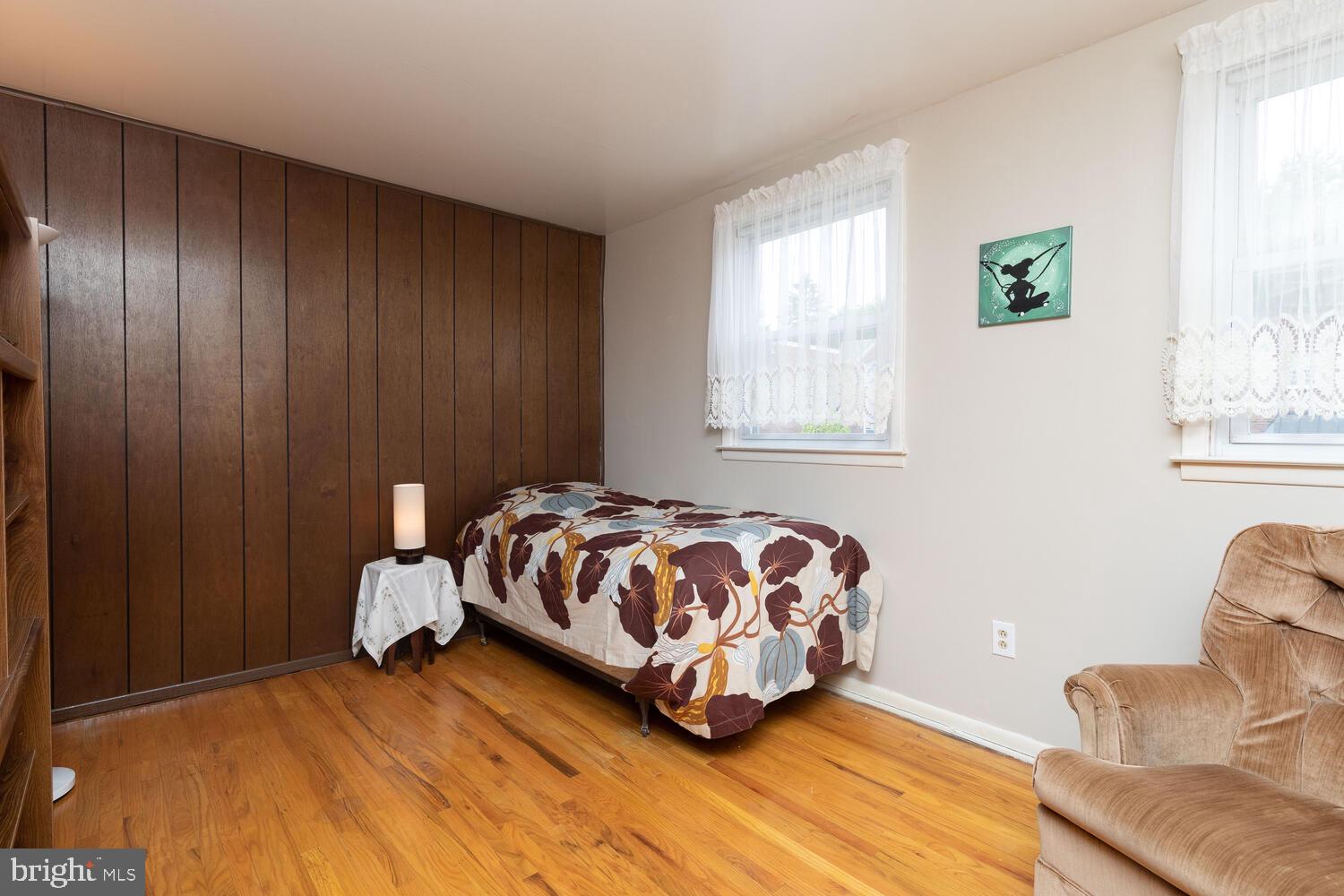 7414 Hill Road Philadelphia, PA 19128 - Photo 27 of 41 Front bedroom