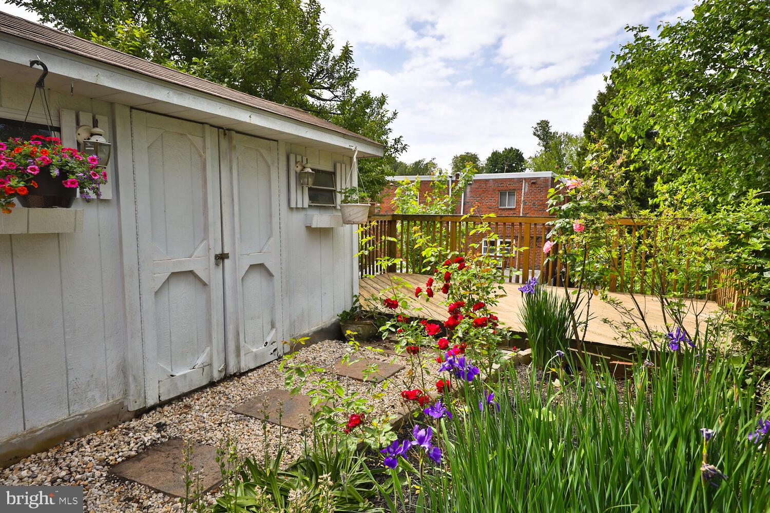 7414 Hill Road Philadelphia, PA 19128 - Photo 37 of 41 Large shed for your tools