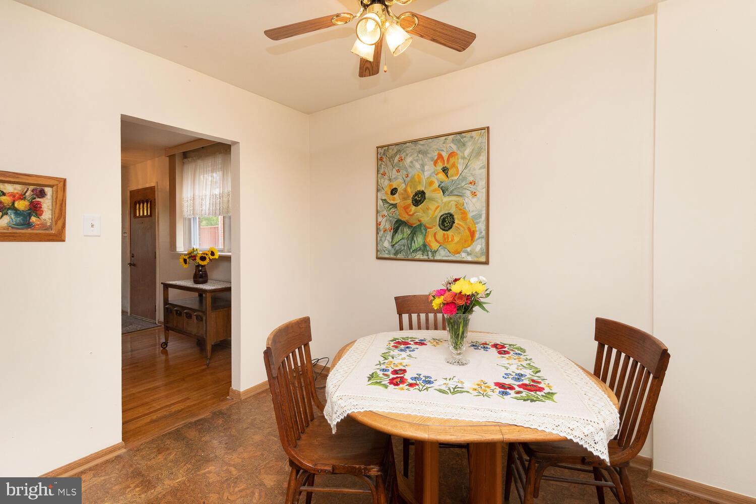 7414 Hill Road Philadelphia, PA 19128 - Photo 8 of 41 Large space for kitchent table