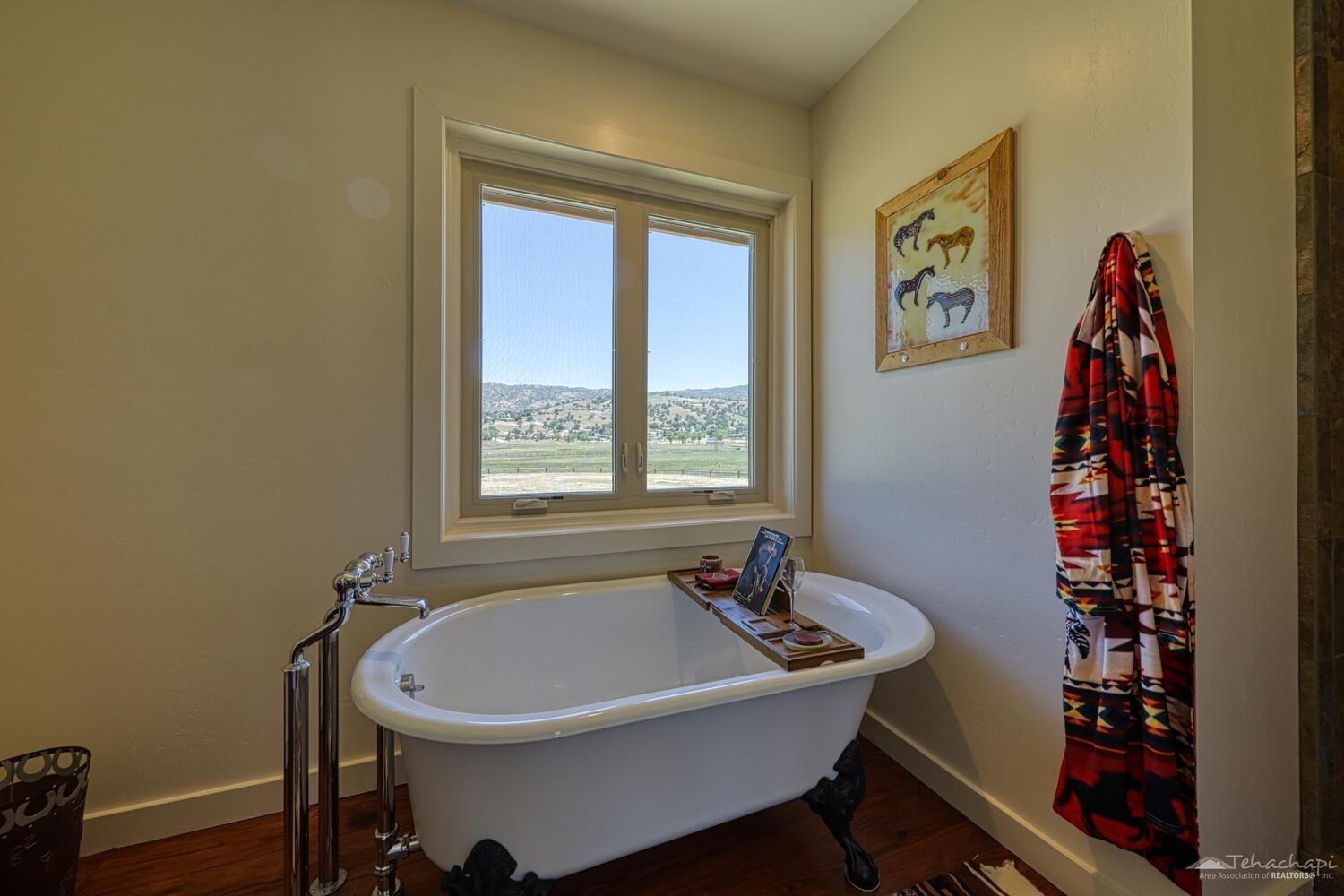 28001 Cumberland Road Tehachapi, CA 93561 - Photo 26 of 52 Gallery Image 26