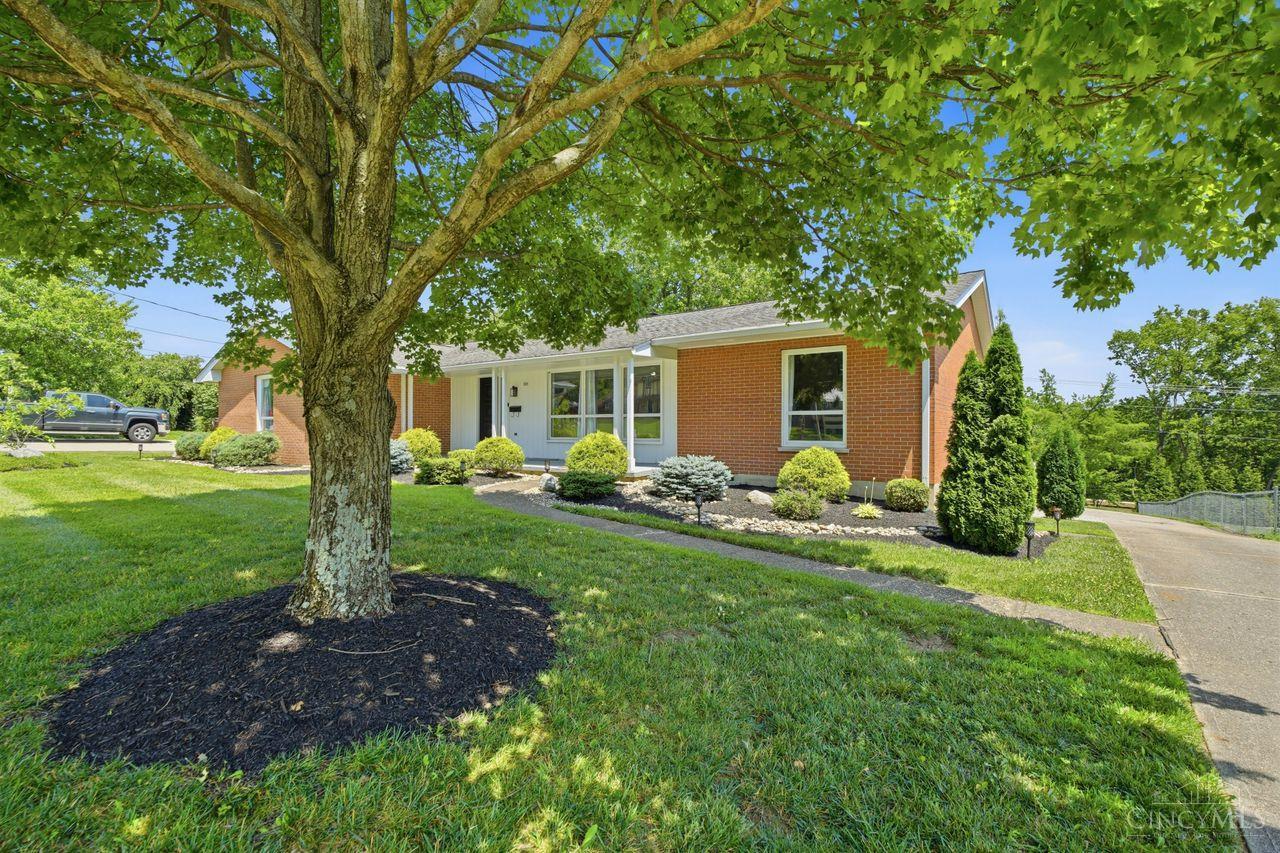 335 Summit Street Lebanon, OH 45036 - Photo 5 of 55