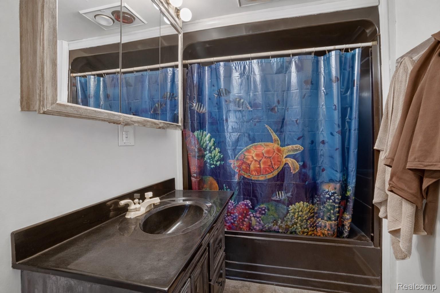 13343 Fenton Road Fenton, MI 48430 - Photo 32 of 45 Image 20 - Fenton .jpg