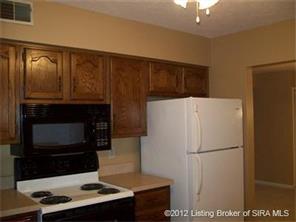 1409 Slate Run Road, Unit 8 New Albany, IN 47150 - Photo 10 of 19 Gallery Image 10
