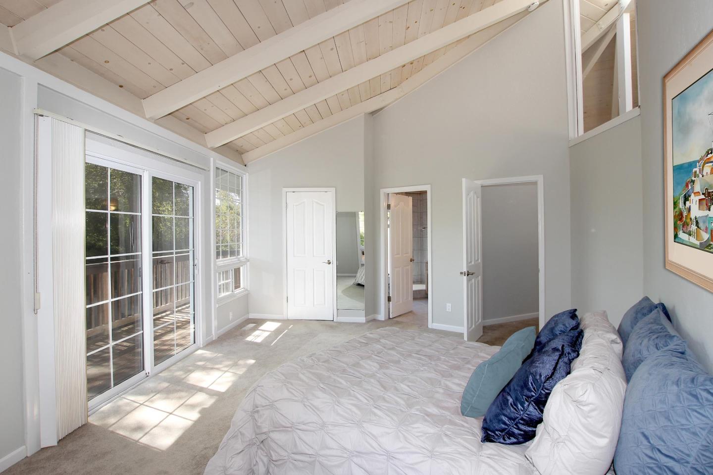 612 Valencia Road Aptos, CA 95003 - Photo 12 of 22 Gallery Image 12