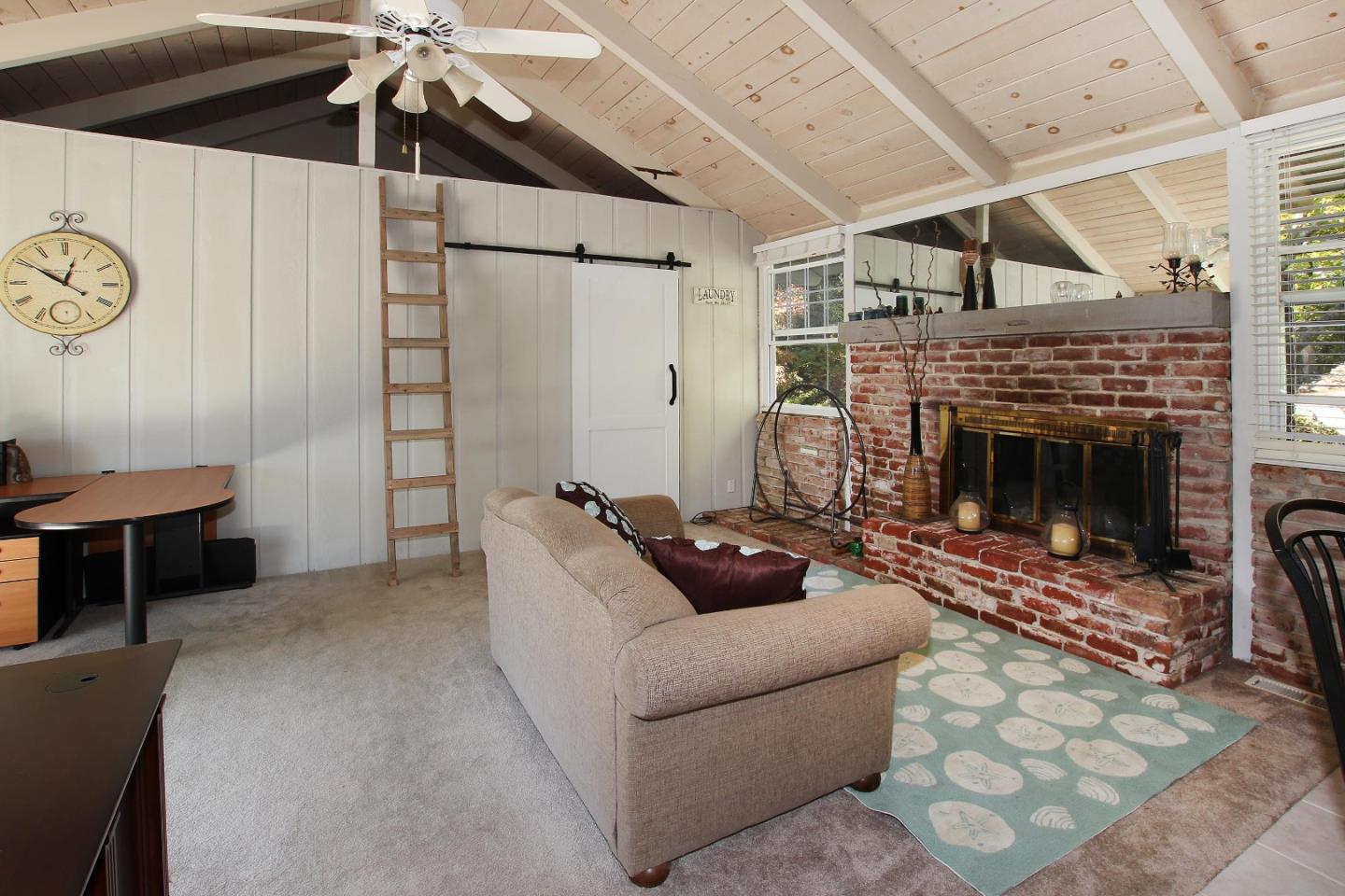 612 Valencia Road Aptos, CA 95003 - Photo 10 of 22 Gallery Image 10