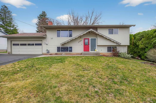 $425,000 | 1030 Hemlock Avenue, Lewiston, ID 83501