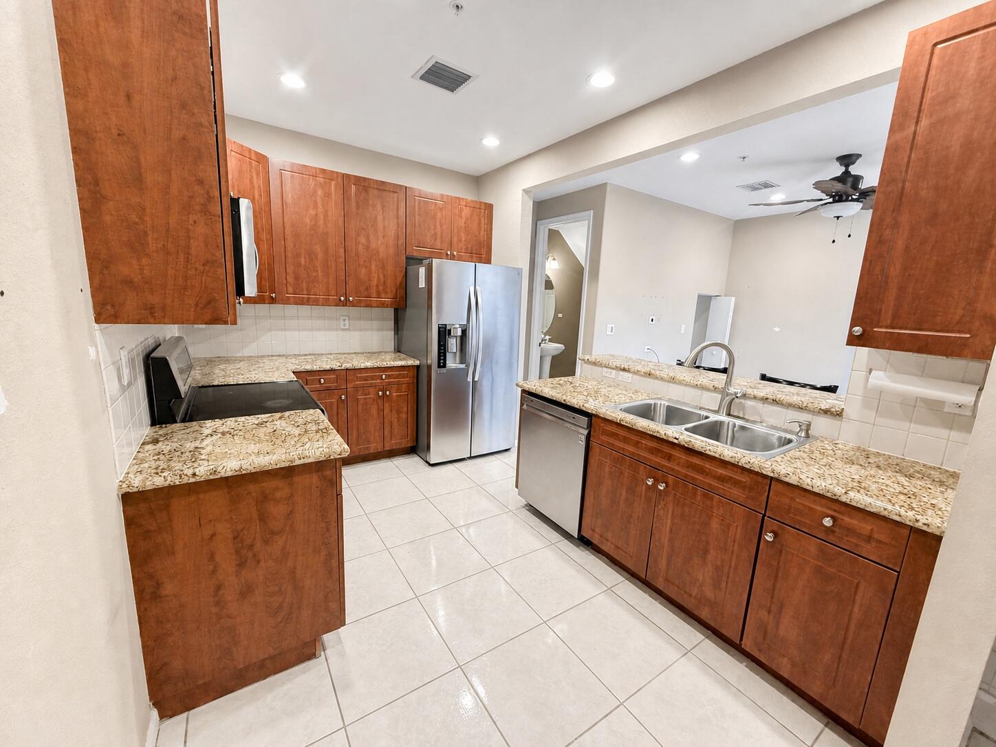 2851 Prospect Road, Unit 1209 Tamarac, FL 33309 - Photo 2 of 19 IMG_9021-MLS