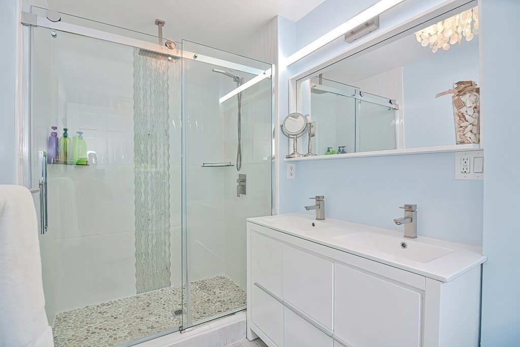 22 Deerhaven Road Lincoln, MA 01773 - Photo 16 of 35