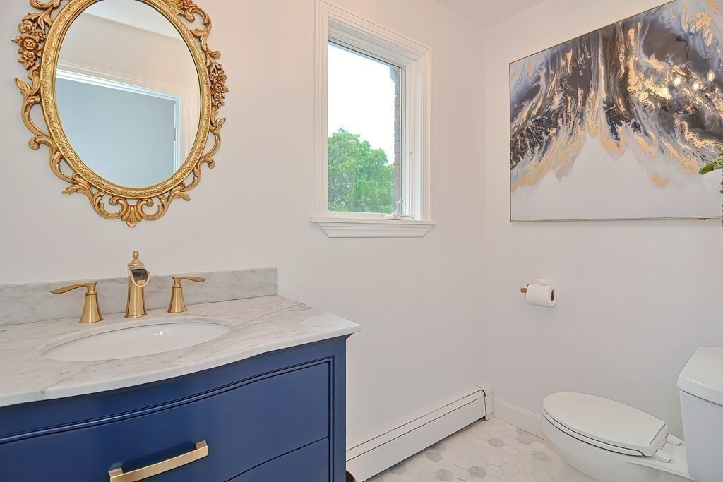 22 Deerhaven Road Lincoln, MA 01773 - Photo 17 of 35
