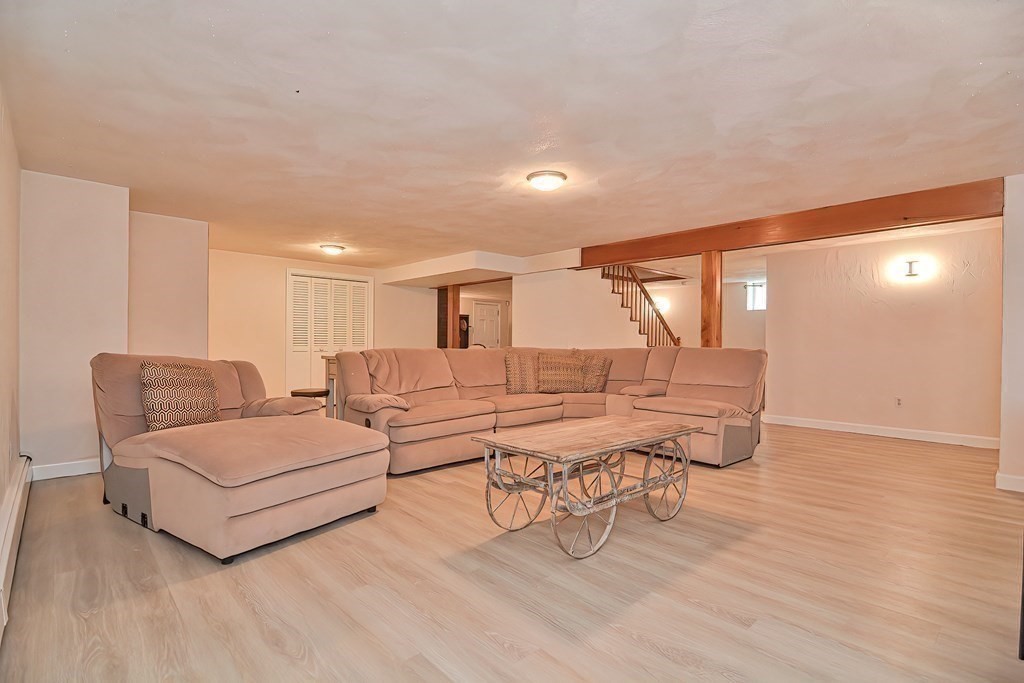 22 Deerhaven Road Lincoln, MA 01773 - Photo 18 of 35