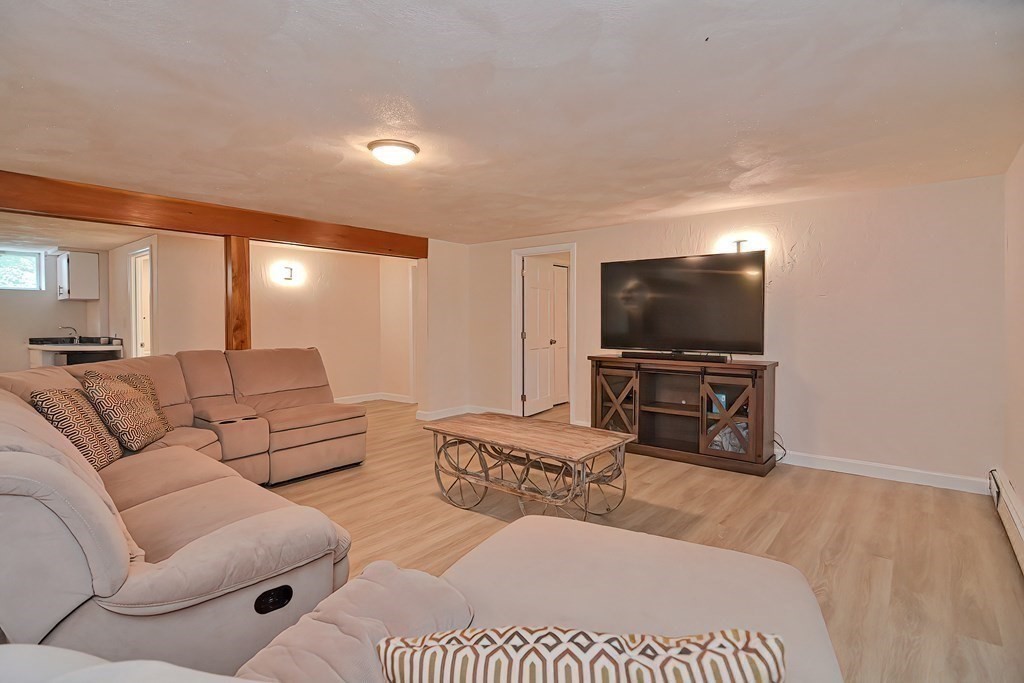 22 Deerhaven Road Lincoln, MA 01773 - Photo 19 of 35