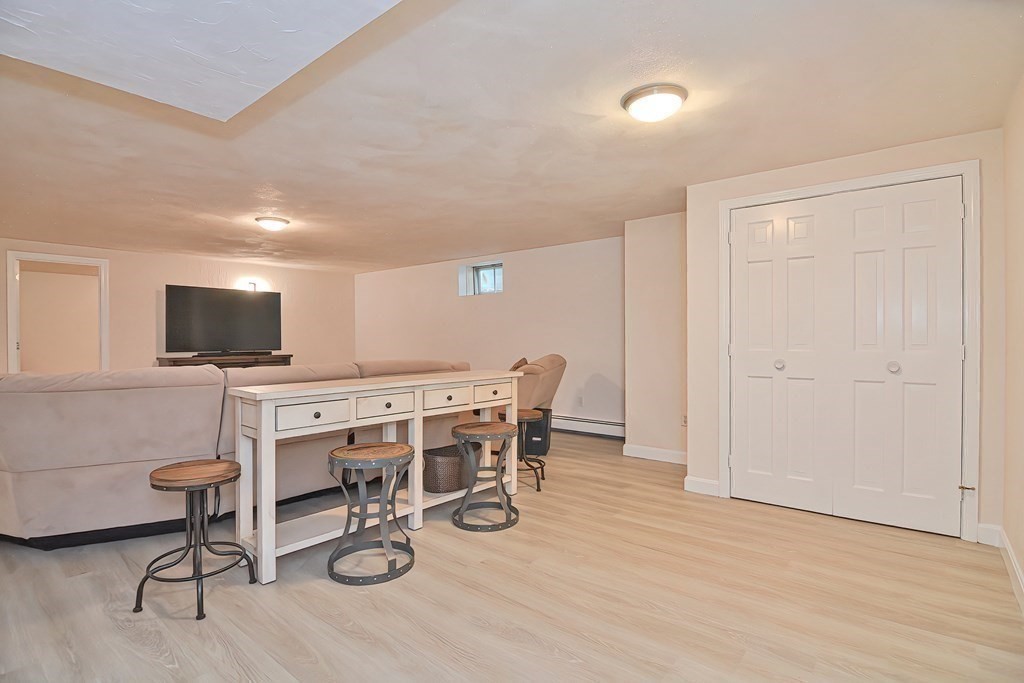 22 Deerhaven Road Lincoln, MA 01773 - Photo 20 of 35