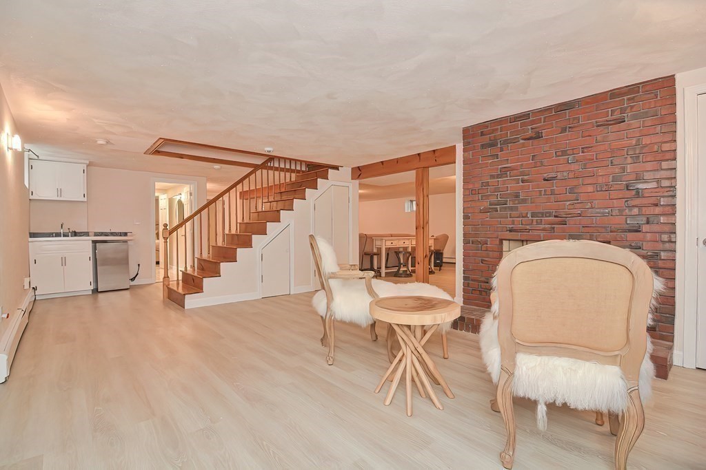 22 Deerhaven Road Lincoln, MA 01773 - Photo 21 of 35