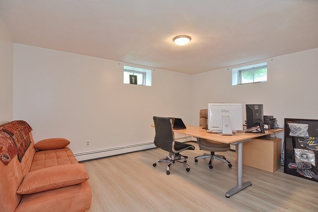 22 Deerhaven Road Lincoln, MA 01773 - Photo 24 of 35